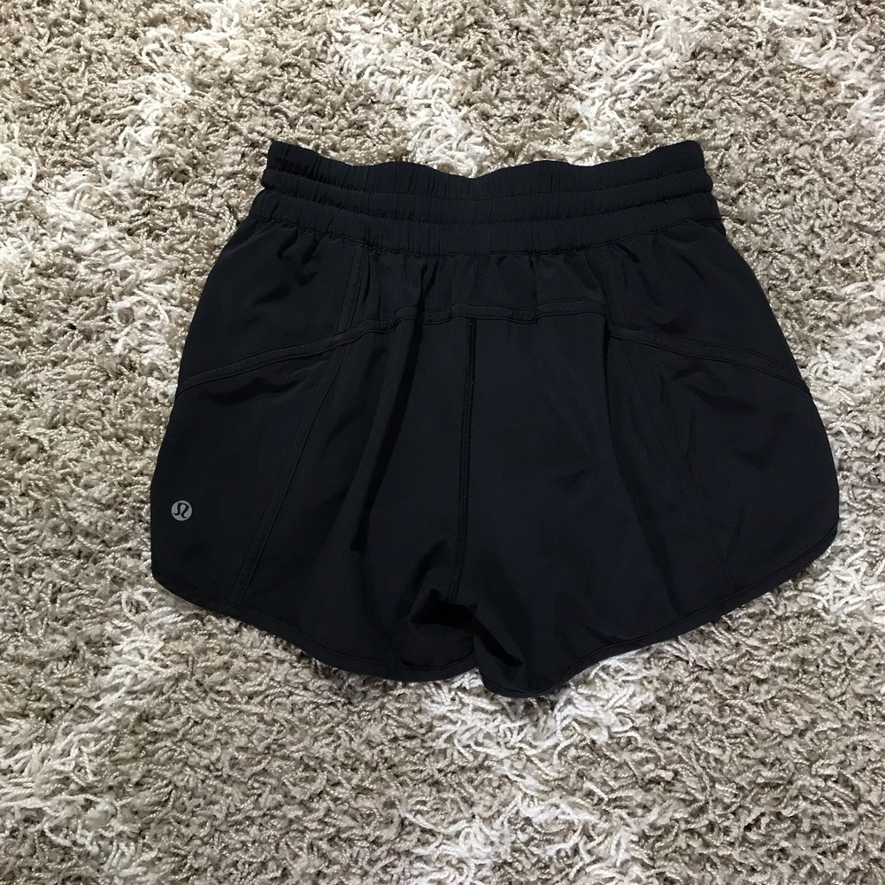 Lululemon Tracker Short V Size 6